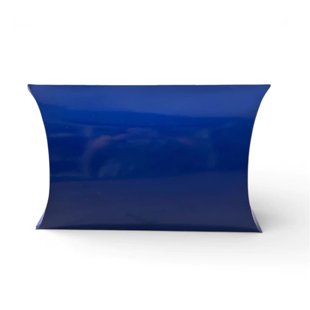 Almohada grande en cartón para ropa y detalles especiales 2