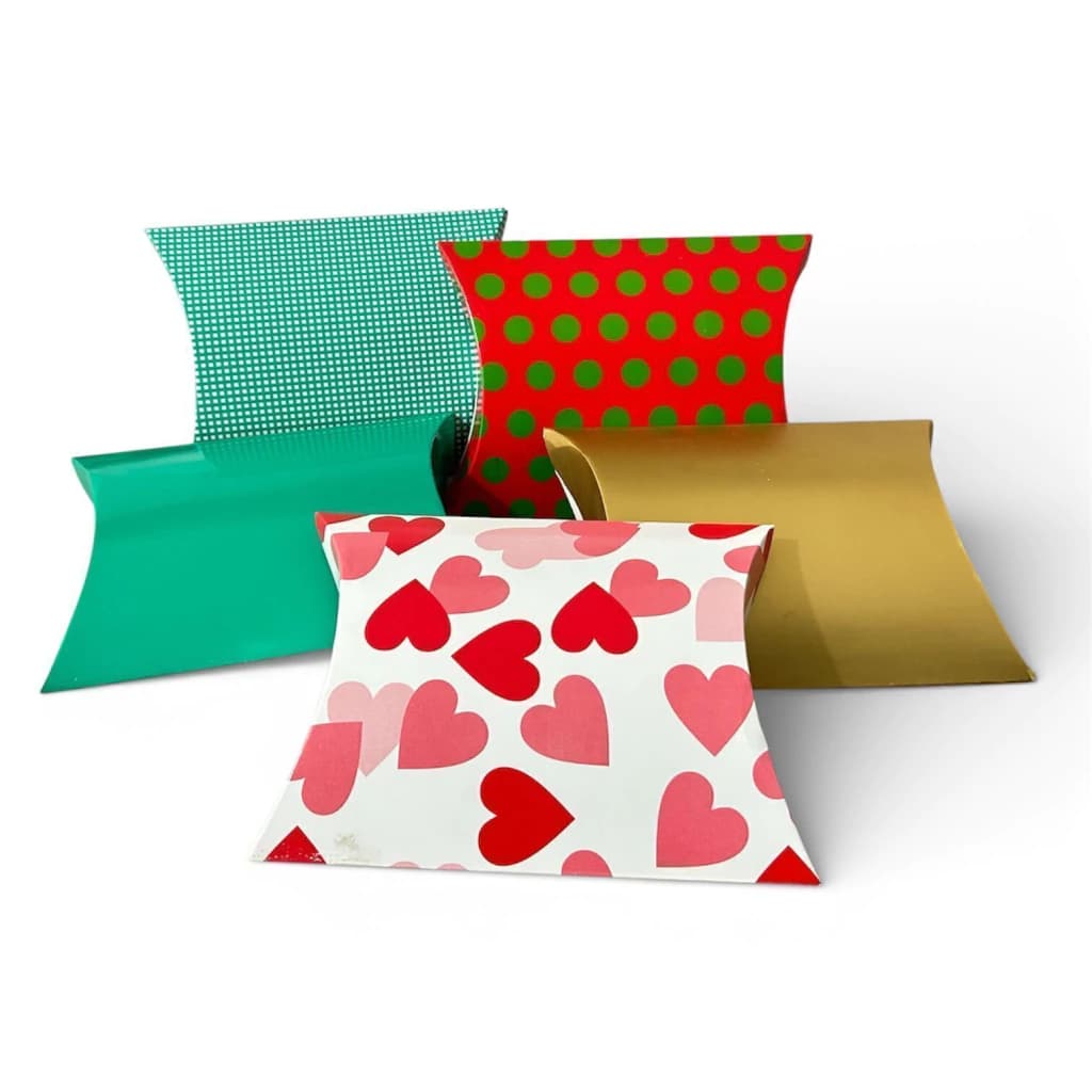 Almohada mediana #01 en cartón para accesorios y detalles 4