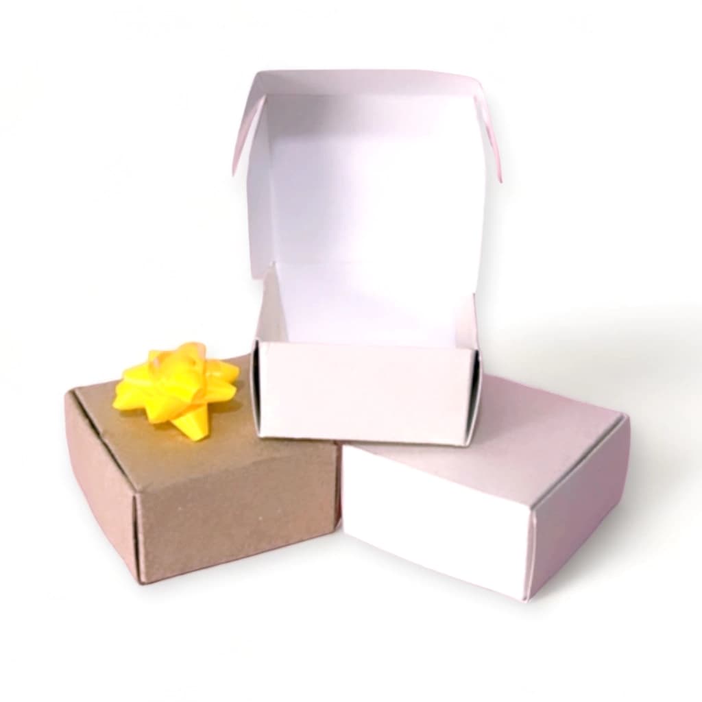 Caja Tipo Maletín 7x7x3.5 cm 2